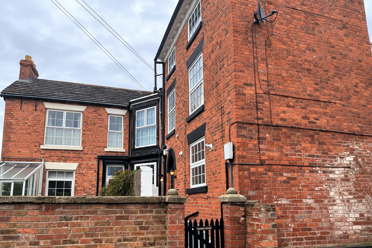 66B High Street, Shrewsbury, SY4 5DR For Sale